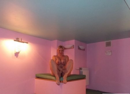 Домашние снимки сексуальных мамочек от 30 лет с большими сиськами 11 фото